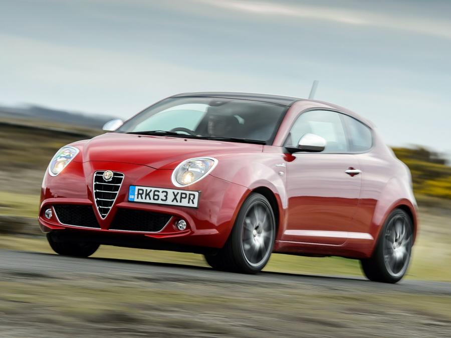  Alfa Romeo MiTo Sportiva 2013 года  (UK) (фото 4 из 27)